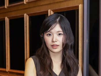 [씨네진 인터뷰] '캐리어를 끄는 소녀' 문승아 