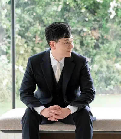 '나는 솔로' 19기 영수, 이렇게 잘생겨도 돼? 깜짝 결혼 커플 발표