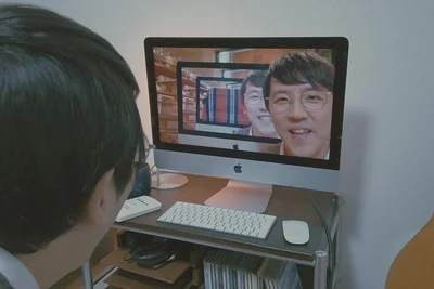 [리뷰+후기] '드로스테 저편의 우리들' 모니터만으로 완성된 기발한 상상력