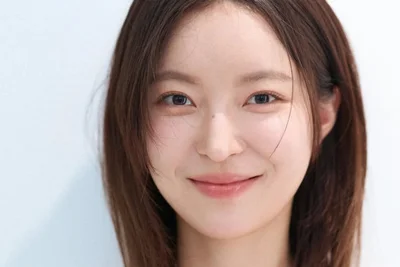 '멋진 신세계'의 그녀 한아일, 백년가약 맺었다…남편 직업 뭐길래?