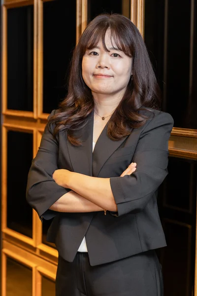 [씨네진 인터뷰] '캐리어를 끄는 소녀' 윤심경 감독 