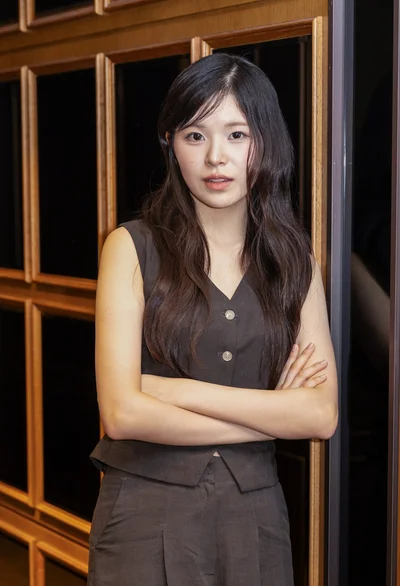 [씨네진 인터뷰] '캐리어를 끄는 소녀' 문승아 
