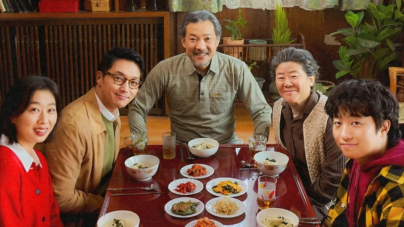 [리뷰+후기] 세로 화면에 담긴 감동…자극 없이 파고드는 '아버지의 집밥'